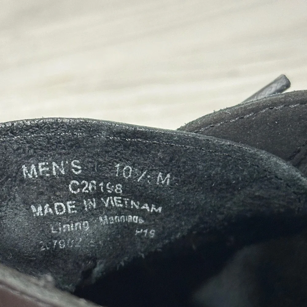 Cole Haan 2.Zerogrand Men's Size‎ 10.5 Chukka Boots Black Leather C26198